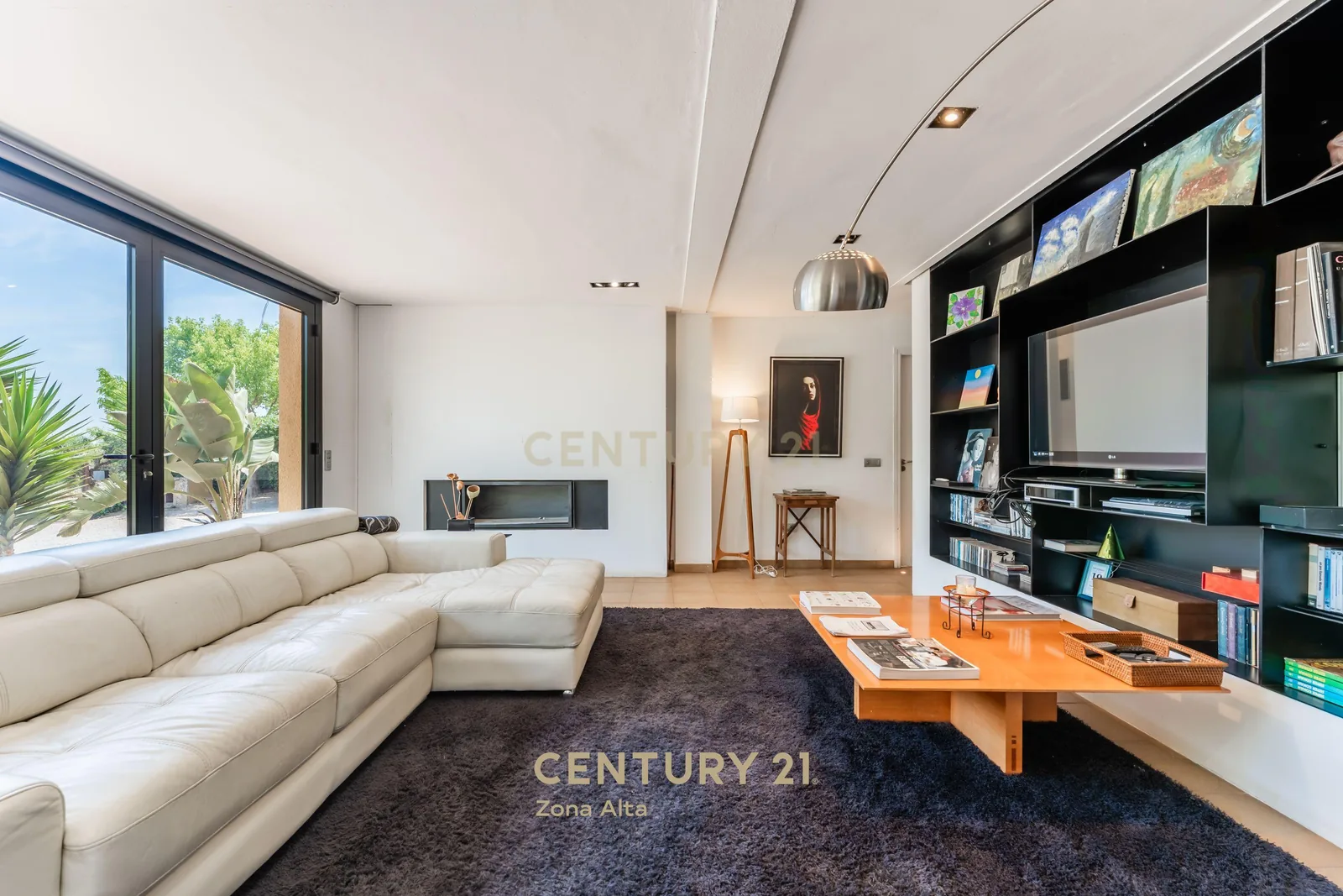 Luxury House / Villa for Sale in Castellví de la Marca — 185 m², 5 beds